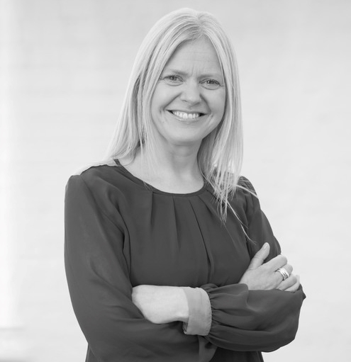 Máire Bhreathnach
